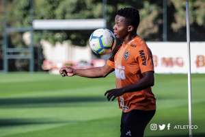 Rodrigo Santana confirma retorno de Cazares ao Atlético-MG no clássico mineiro