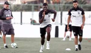 Volante, ex-Guarani, se diz pronto para retornar ao  Ceará 50 dias após cirurgia no nariz