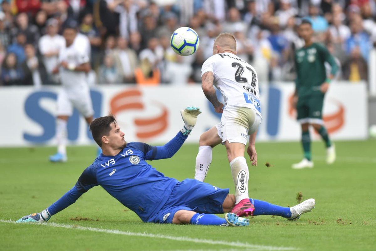 Auxiliar de Sampaoli pede seriedade ao Santos e diz que ‘falta muito’ para título