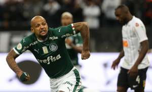 Felipe Melo lamenta empate e comemora o gol no clássico contra o Corinthians
