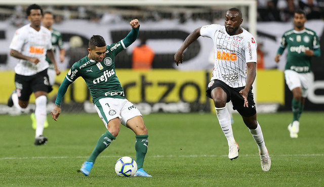 Artilheiro dos clássicos em 2019, Manoel tem futuro indefinido no Corinthians