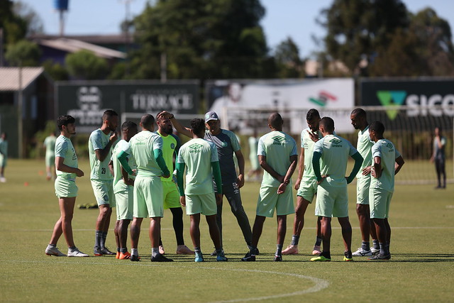 Contra o Grêmio, Chapecoense quer encerrar o jejum de vitórias no Brasileirão