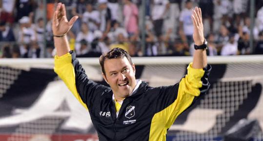 Roberto Fernandes: recuperando o ABC