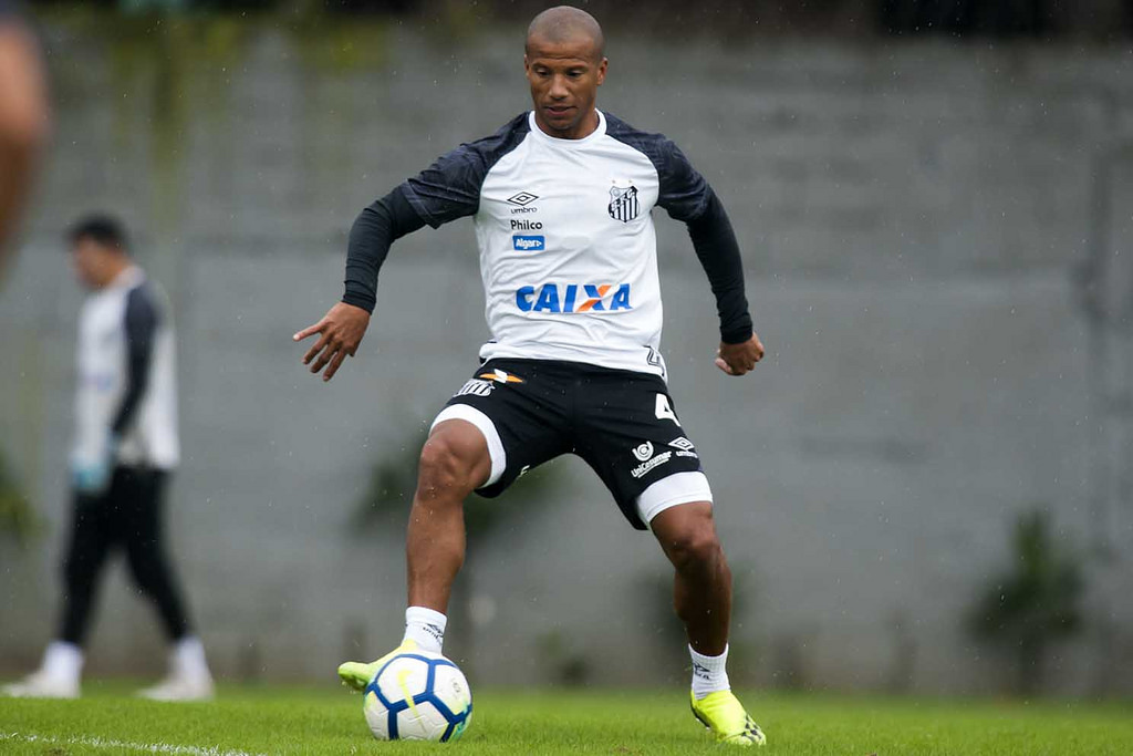 Em boa fase, Sánchez revela conversa com Sampaoli e surpresa com fase artilheira