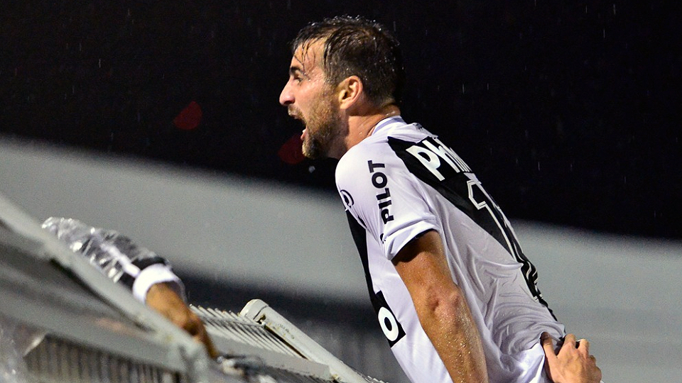 Rafael Longuine inicia transição, mas tem presença incerta no Dérbi 194 - Álvaro Júnior / PontePress