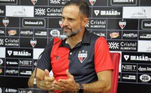 Técnico do Atlético-GO lamenta derrota: 