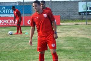 Série B: Elenco do CRB comemora vitória sobre o Atlético-GO em confronto direto