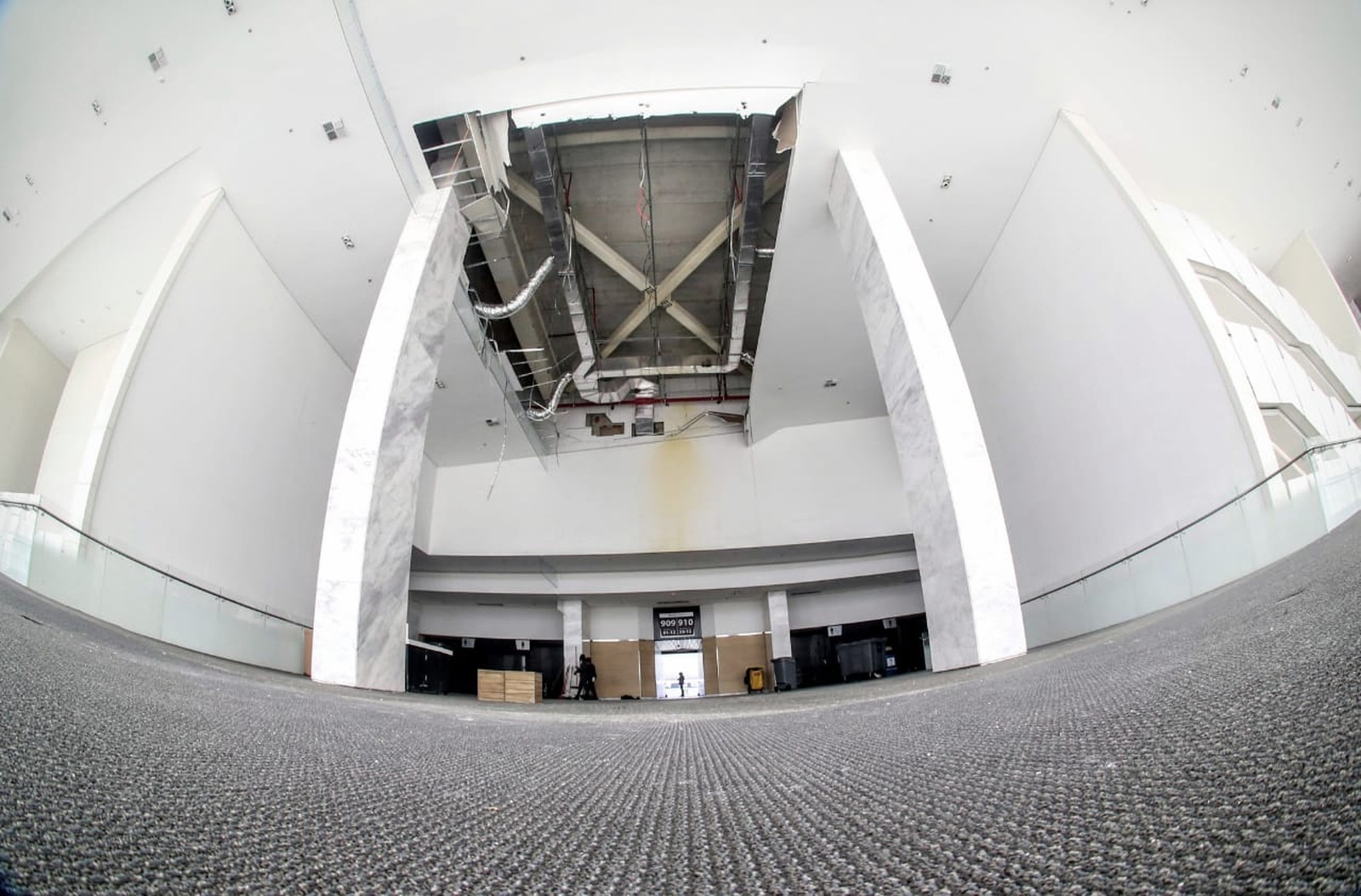 Vazamento de água na Arena Corinthians interdita dois andares do estádio