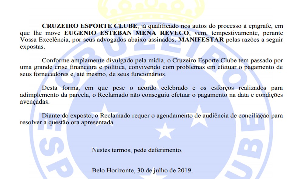 ‘Quebrado’, Cruzeiro busca mais um acordo judicial com lateral chileno ex-São Paulo