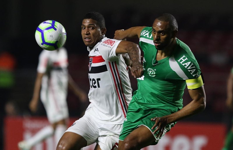 Sem Everaldo, Chape tenta se superar contra o Ceará para encerrar jejum