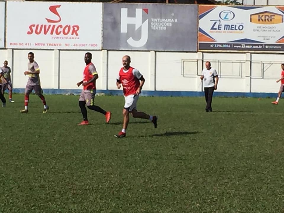 Waguinho Dias quer usar fator casa para abrir vantagem antes de decidir título em Manaus