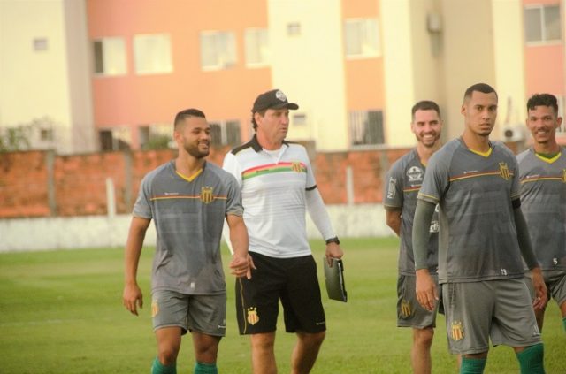 Série C: Impecável no Sampaio Corrêa, João Brigatti mira vitória contra o Náutico