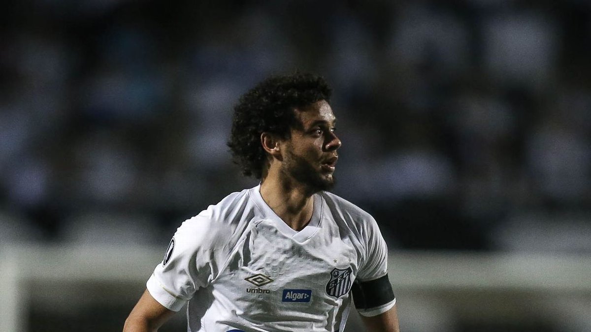 Victor Ferraz exalta peso de clássico e chance de bater um ‘postulante ao título’