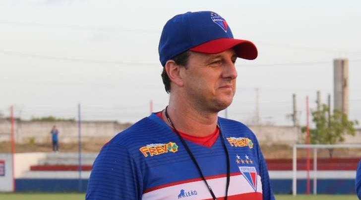 Brasileirão: Rogério Ceni, técnico do Fortaleza, interessa ao Cruzeiro
