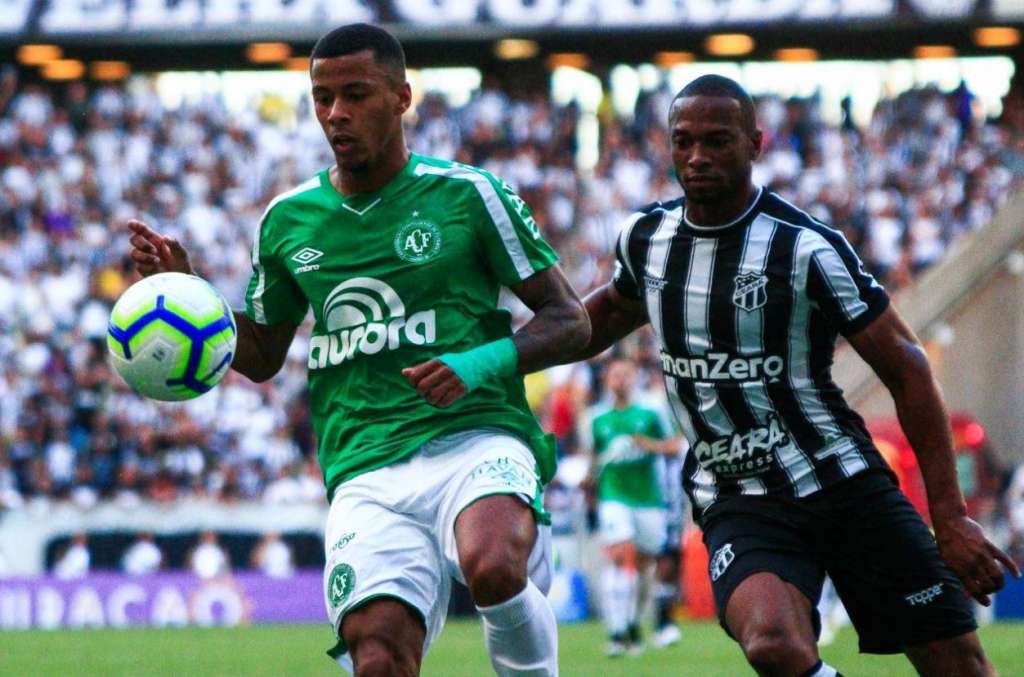 O Ceará não tomou conhecimento e passou por cima da Chapecoense (Foto: Márcio Cunha/ACF)