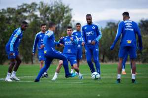 Em crise e comandando por interino, Cruzeiro sonha com reação ante o Avaí