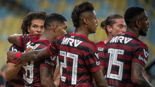 Flamengo está perto dos líderes