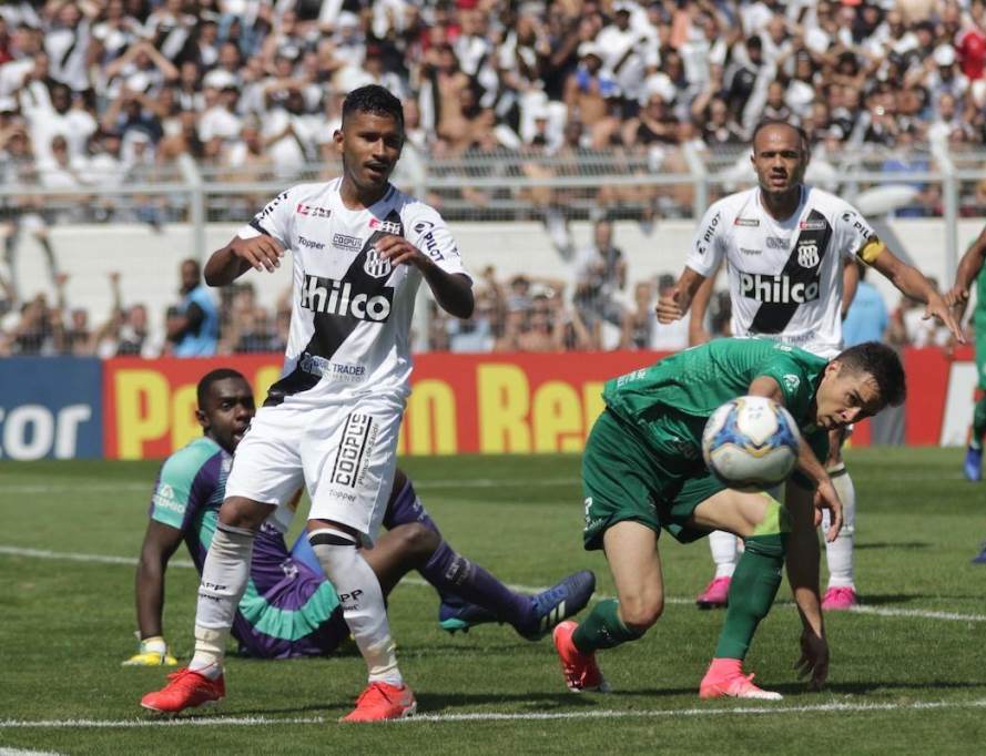 Série B: Com assistência decisiva, Marquinhos é destaque em dérbi nos 119 anos da Ponte