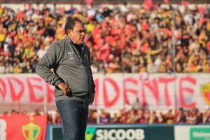 Série D: Apesar do empate, Waguinho Dias confia em título do Brusque fora de casa