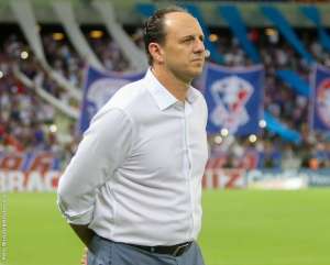 Cruzeiro será desafio para Rogério Ceni dentro e fora do campo