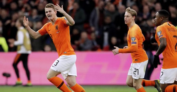 Seleção da Holanda tem aposentadoria de veteranos e ascensão de nova geração