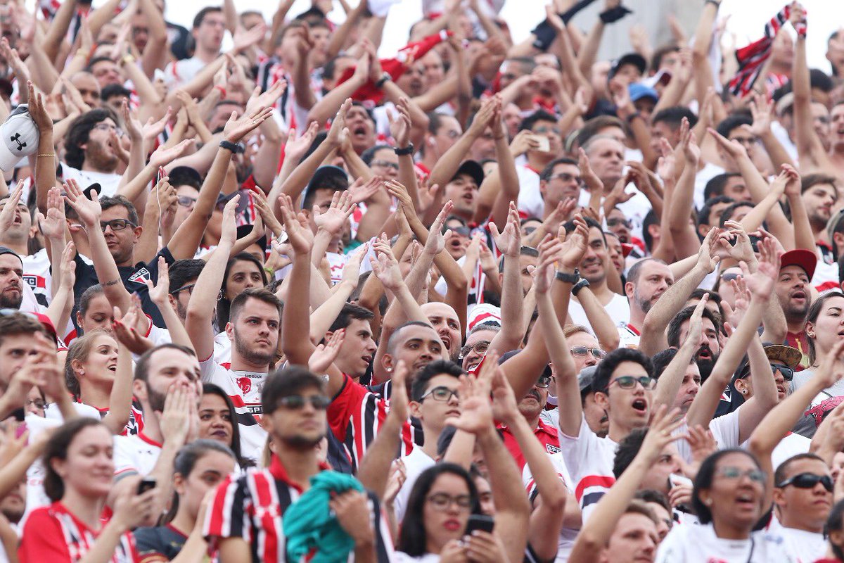 São Paulo inicia venda de ingressos para possível estreia de Daniel Alves
