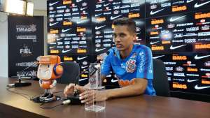 Destaque do Corinthians diz não ter recebido propostas de fora