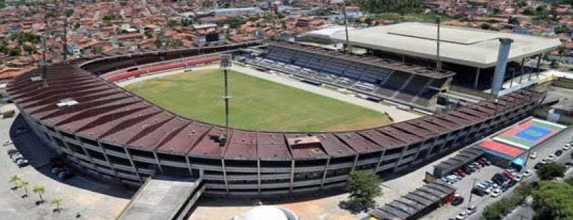 Rei Pelé vai chamar Rainha Marta