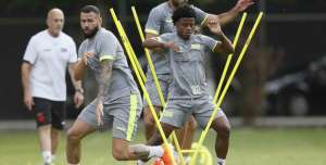 Leandro Castán projeta Vasco 'forte' para o duelo com o Flamengo em Brasília