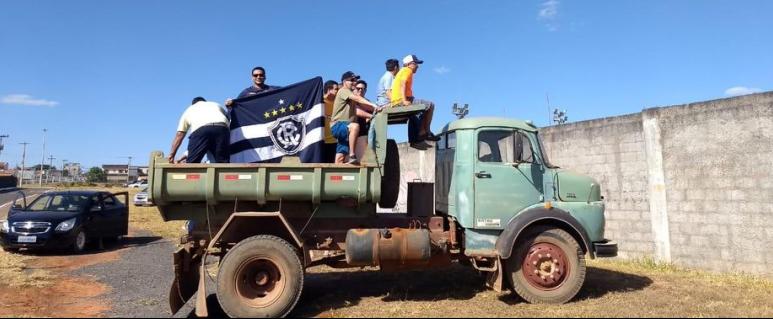 Copa Verde: Torcedores dão ‘jeitinho’ para ver o time de coração. Veja o que fizeram!