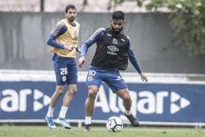 Agora titular, Felipe Jonatan prevê Cruzeiro motivado após chegada de Rogério Ceni