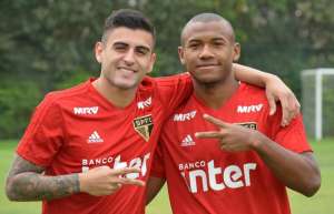 Clube formador cobra por joias reveladas e tenta tirar 'bolada' do São Paulo