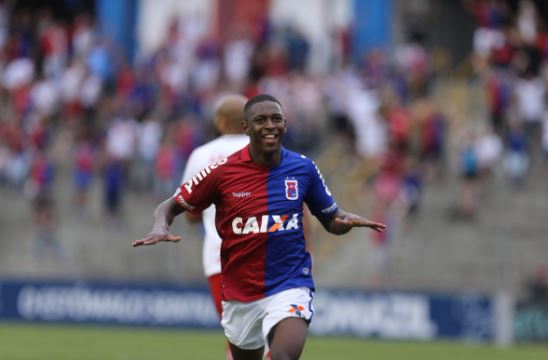 Série B: Clube belga contrata joia do Paraná em transação histórica