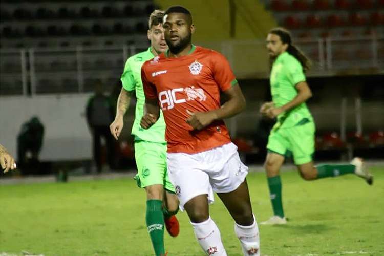 Série C: Lesionado, volante deixa clube mineiro e retorna ao Cruzeiro