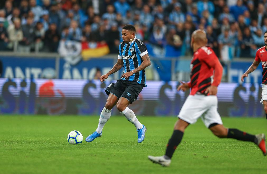 Grêmio 2 x 0 Athletico-PR – Imortal se aproxima da final da Copa do Brasil