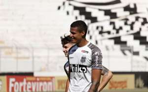 Série B: Ponte Preta acerta com zagueiro Jackson, do Goiás