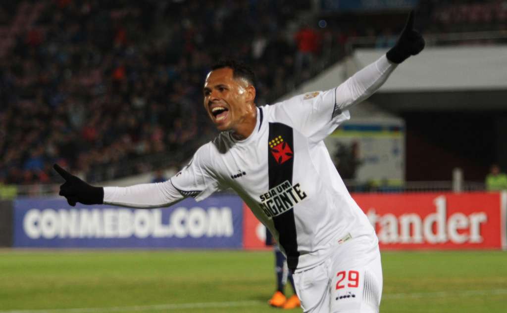 Bruno Silva segue com vínculo com o Vasco