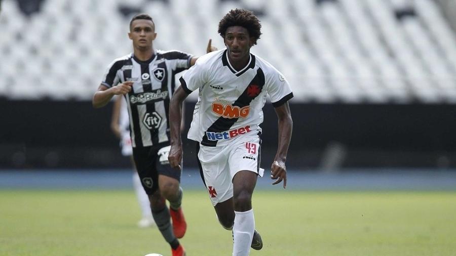 Talles viaja para Brasília, mas deve desfalcar Vasco no clássico contra Flamengo