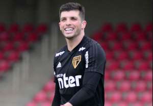 Volpi vê São Paulo com 'novo espírito' após chegadas de Daniel Alves e Juanfran