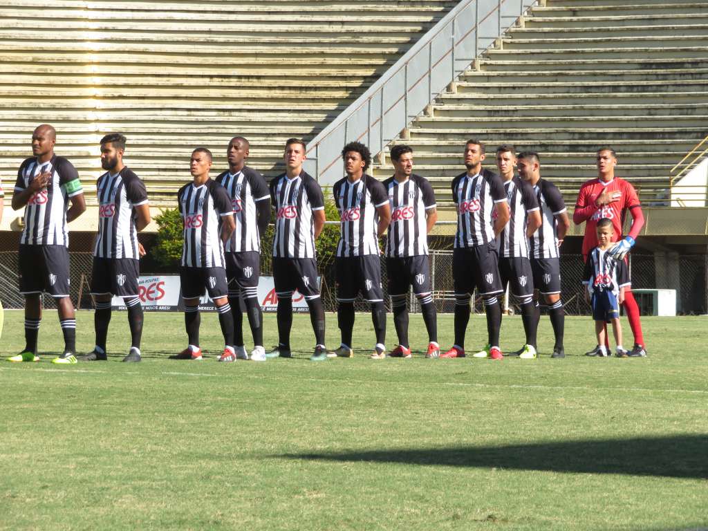 Em busca da classificação, Cachorrão enfrenta a Ponte Preta