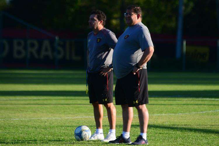 Série B: Treinador faz mistério, mas Sport pode ter até seis mudanças