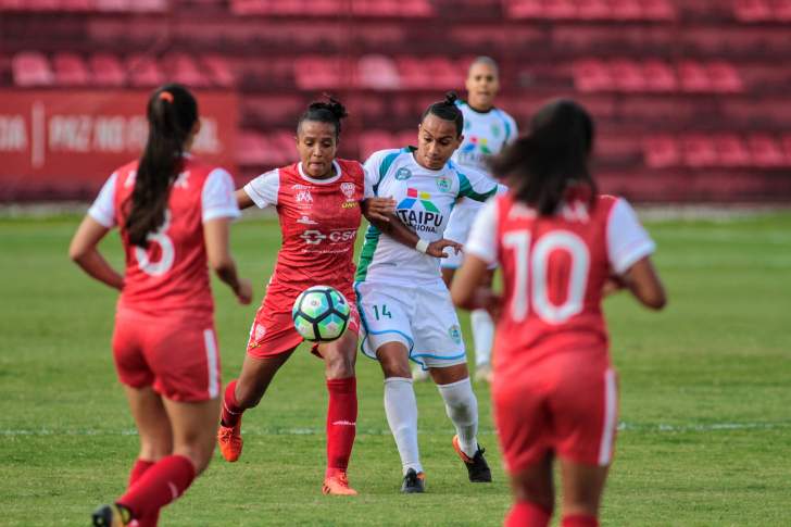 BRASILEIRO FEMININO: Audax perde para Avaí/Kindermann em primeiro jogo das quartas