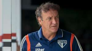 São Paulo perde dupla por suspensão e não deve ter Pato contra o Athletico-PR