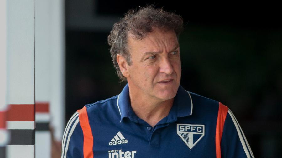 São Paulo perde dupla por suspensão e não deve ter Pato contra o Athletico-PR