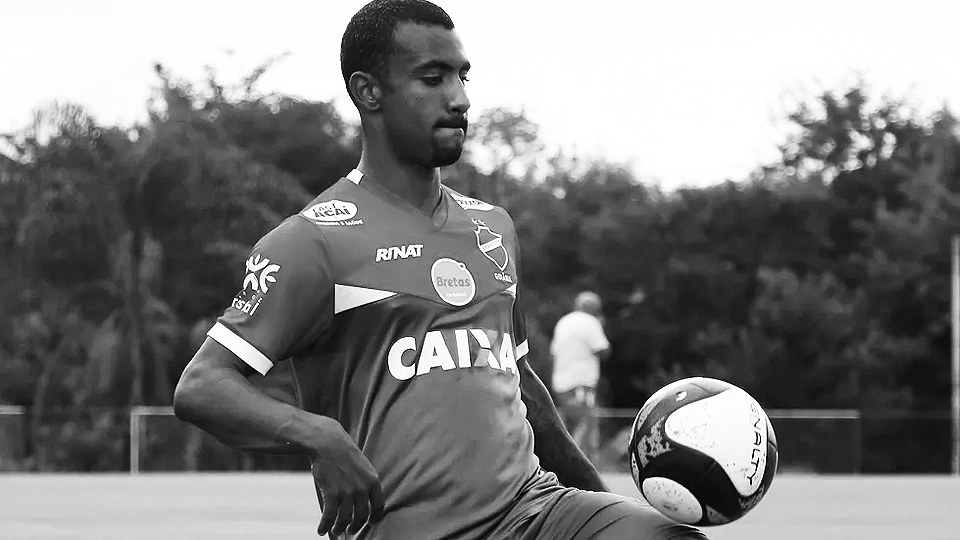Emprestado pelo Tombense, Everton chega ao Majestoso nesta segunda-feira