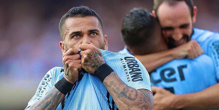 Daniel Alves - Foto: Divulgação / São Paulo FC Daniel Alves - Foto: Divulgação / São Paulo FC