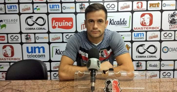 Série C: De olho no G4, Santa Cruz perde atacante para clássico contra o Náutico