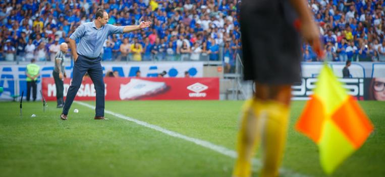 Rogério Ceni foi aplaudido no Mineirão
