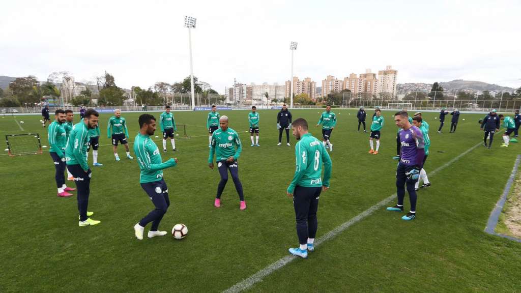 Jean viaja para Porto Alegre e reforça Palmeiras na Libertadores