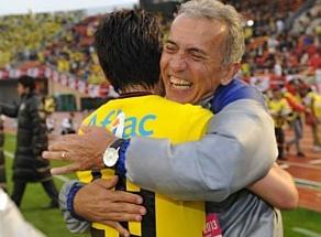 Nelsinho brilha no Japão